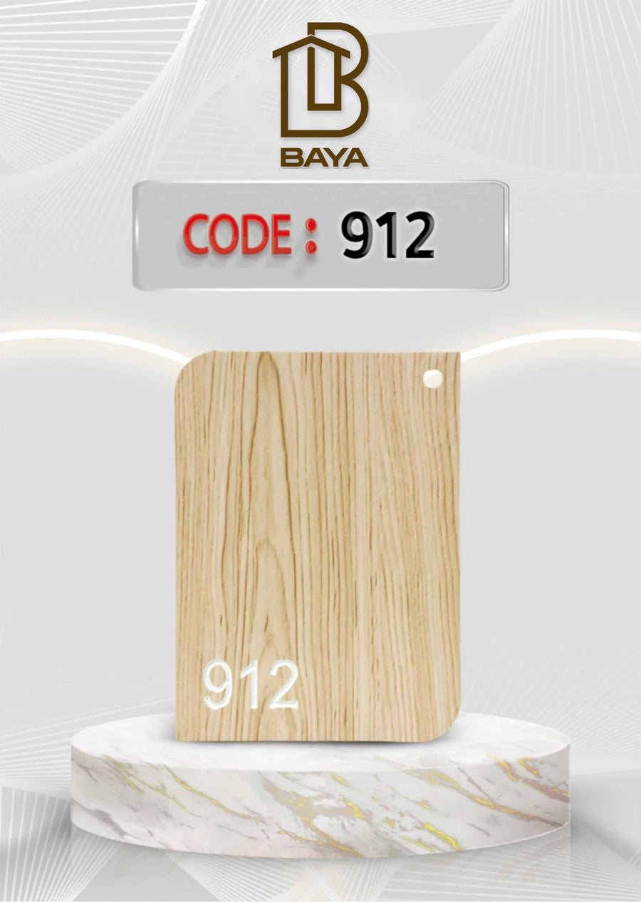 912