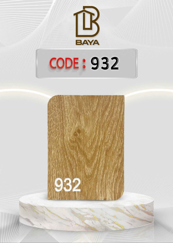 932